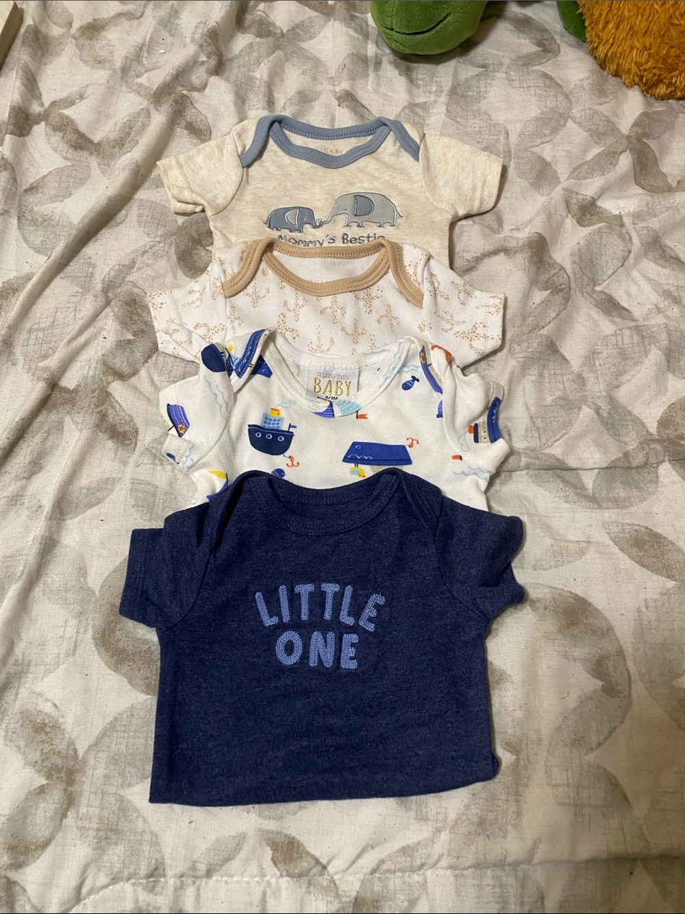 4 Baby Bodysuit Mix Brand 0-3 months